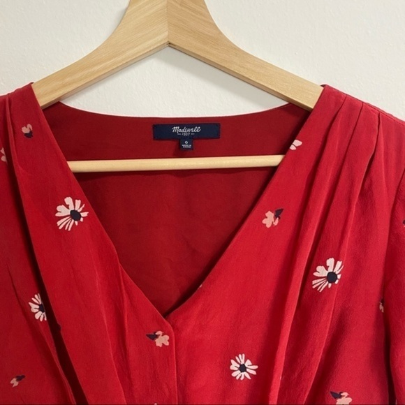 Madewell Red Tie-front Silk floral casual dress - Picture 7 of 9